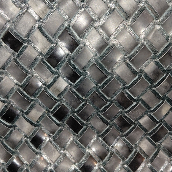 Vtg Bally Checkered Patent & Matte Black Leather Crossbody VGVC! - Picture 4 of 13